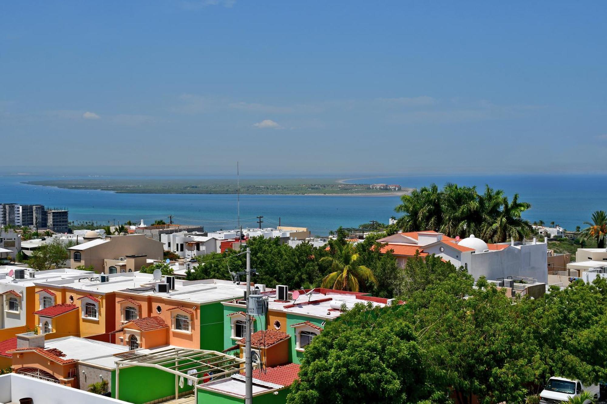 Oceanview Living Space & Balcony With Fiberoptic Wifi! La Paz Kültér fotó